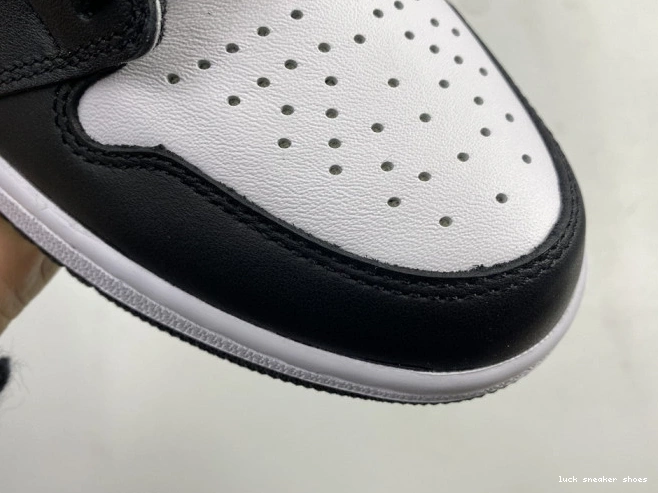 Rep LUCY White Jordan Retro Black (2014) Air 1 555088-010 0719